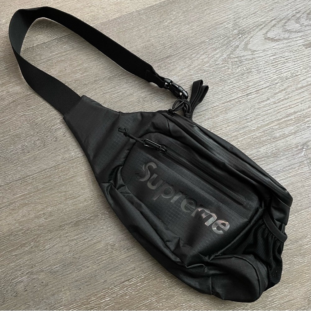 Supreme SS21 Sling Bag